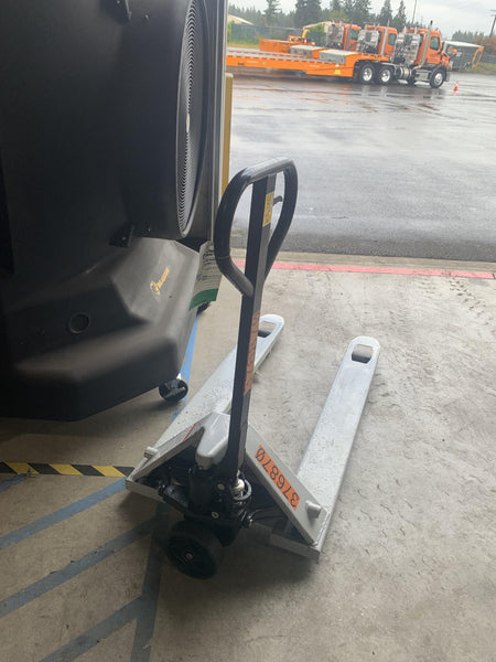 2023 STRONGWAY 4400 lb Pallet Jack