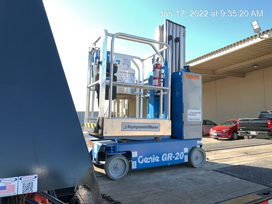 2021 GENIE GR-20