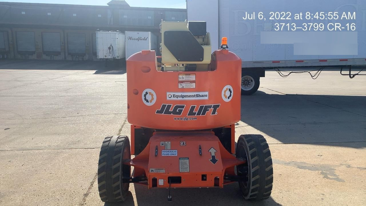 2019 JLG E450AJ