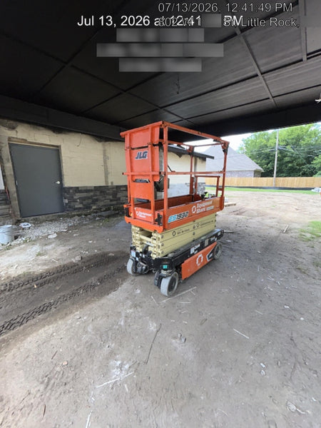 2023 JLG ES1932