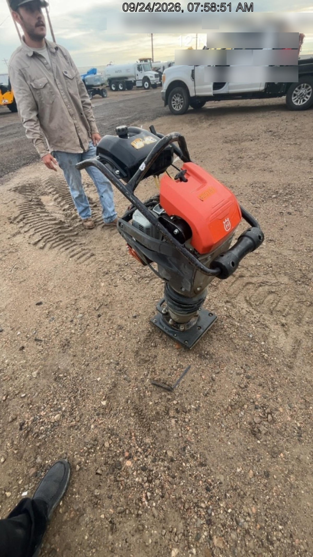 2024 HUSQVARNA LT6005
