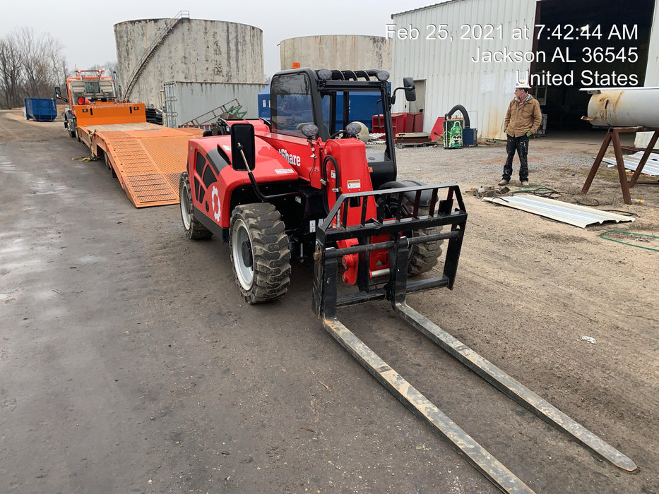2020 Manitou MTA5519 Canopy, Solid Tires, Work Lights, Beacon, Aux Hydraulics, Back up Alarm, Mirrors, ES Keypad