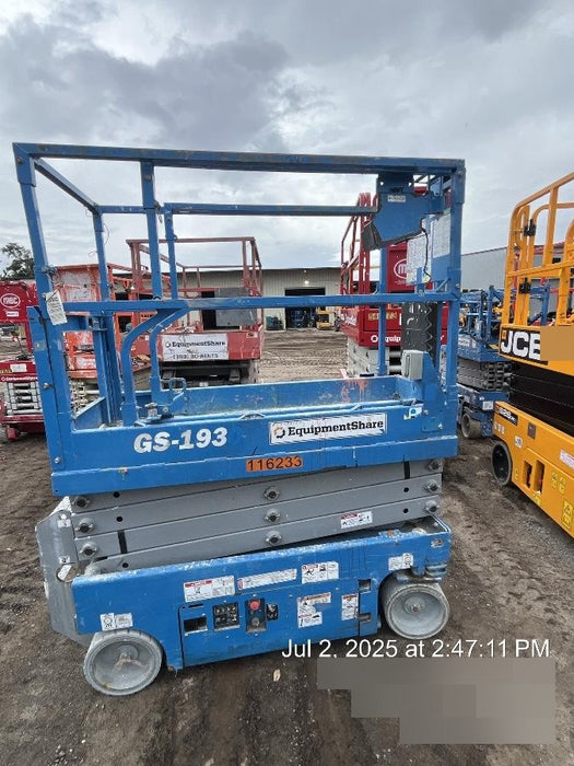 2020 Genie GS-1930 Solid Non Marking Tires, Beacon, Folding rails with half height swing gate