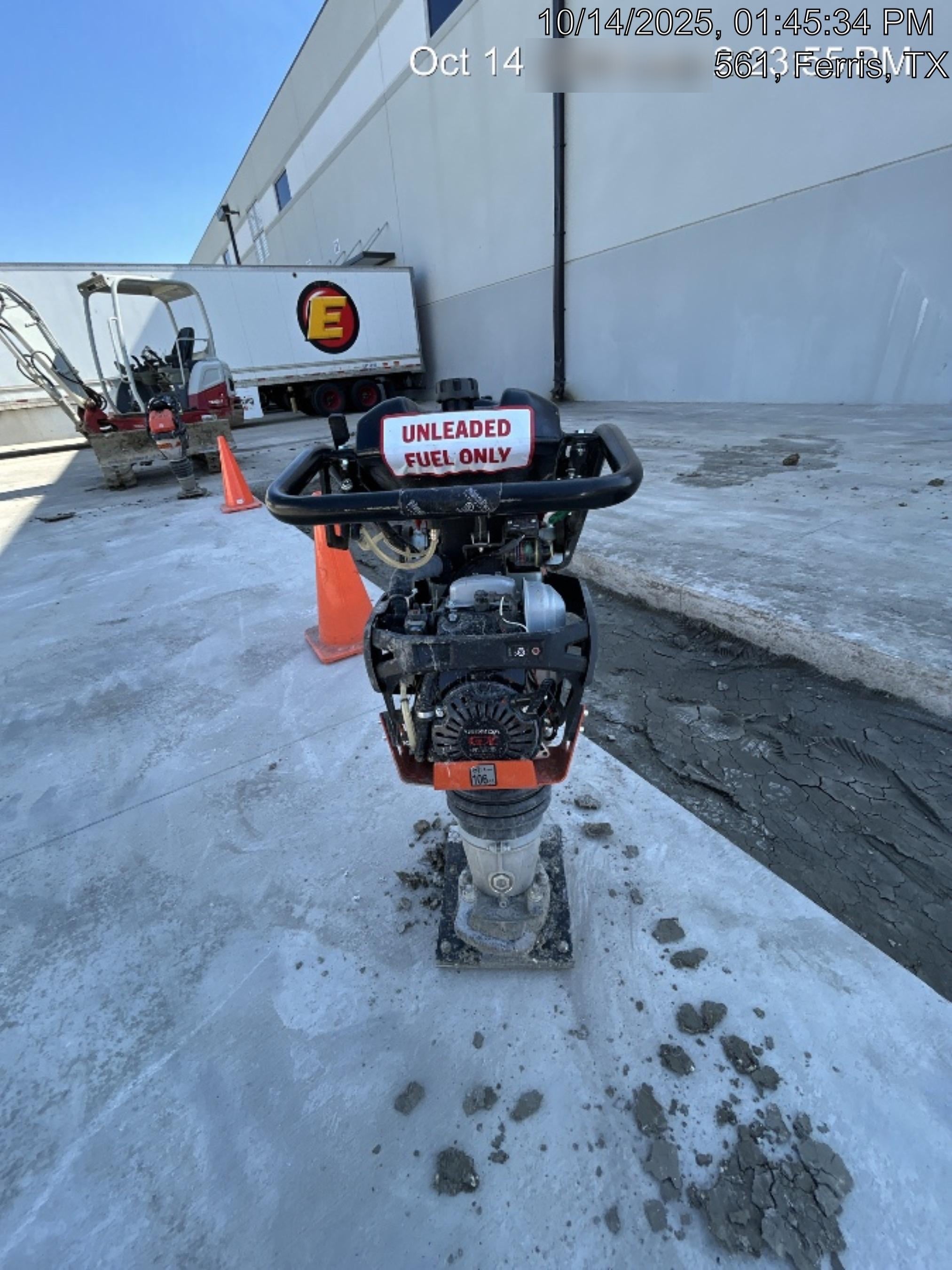 2025 HUSQVARNA LT6005