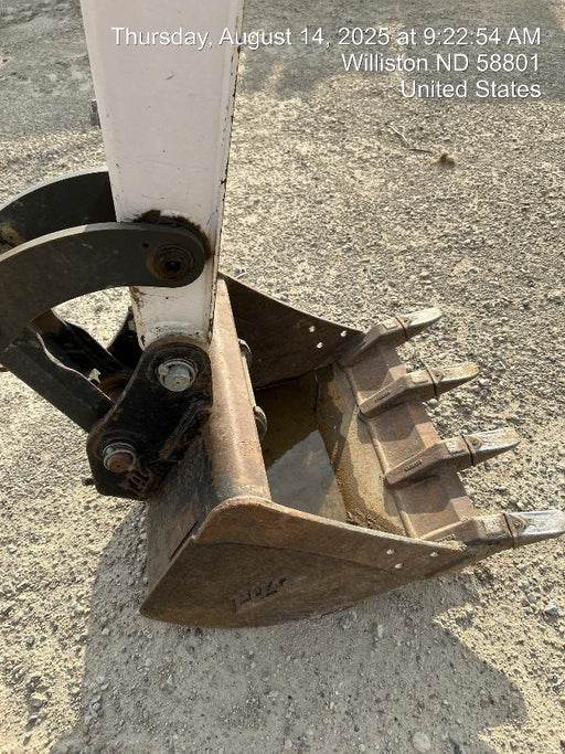 2025 TAKEUCHI 18" HD Bucket - Takeuchi