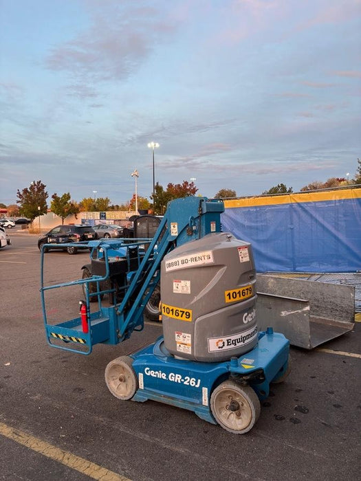 2020 GENIE GR-26J