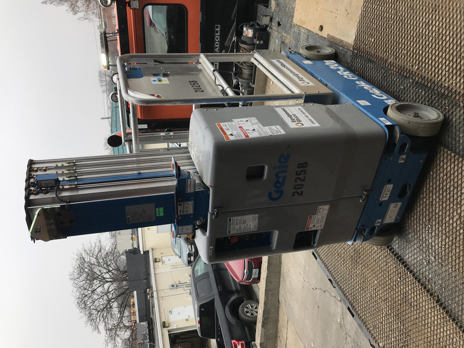 2018 GENIE GR-20