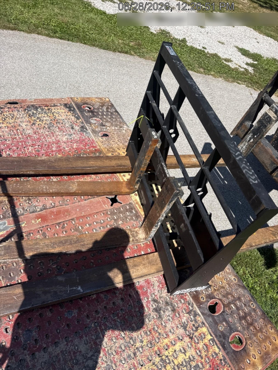 2026 ARROW MATERIAL HANDLING 72" Pallet Forks - Arrow
