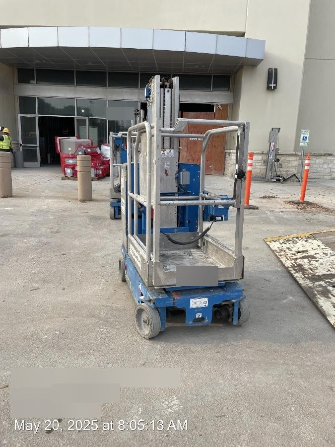 2020 GENIE GR-20