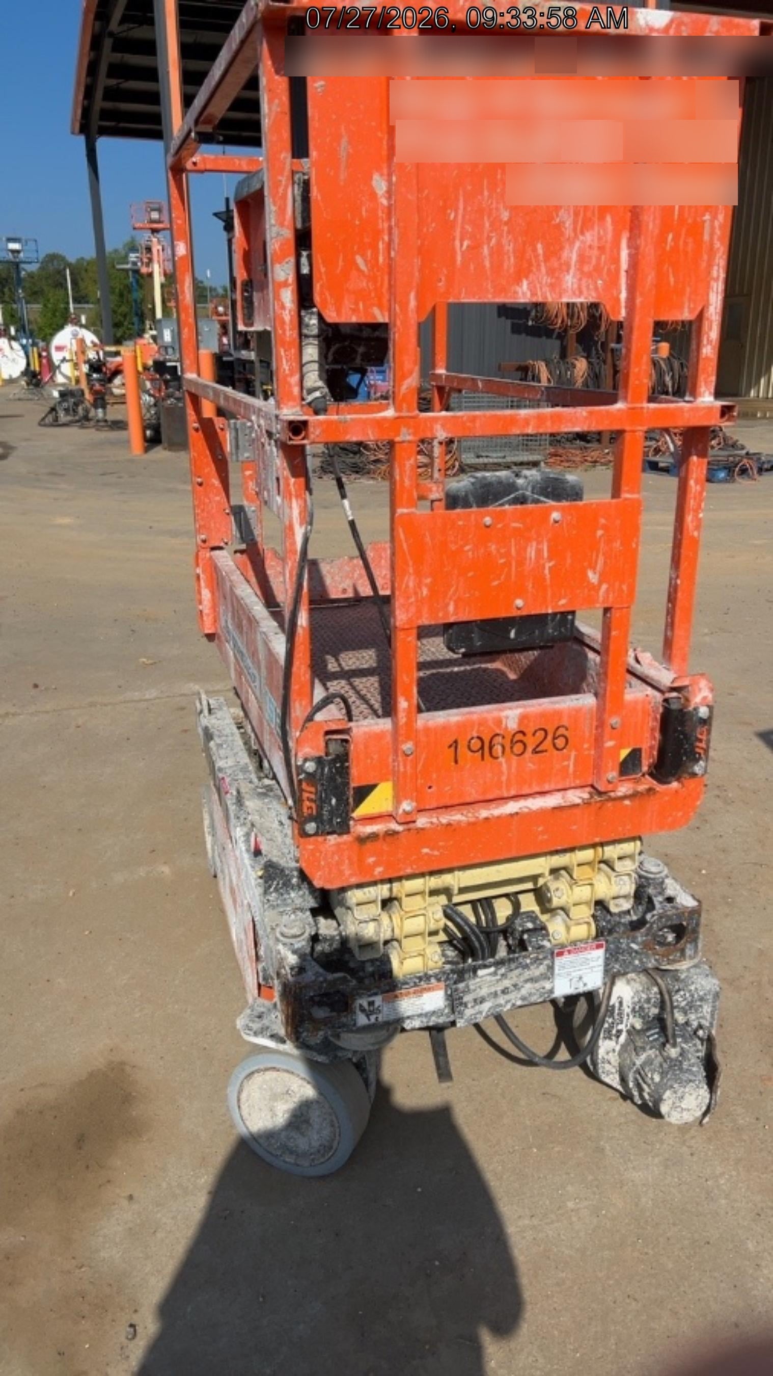 2021 JLG ES1330L