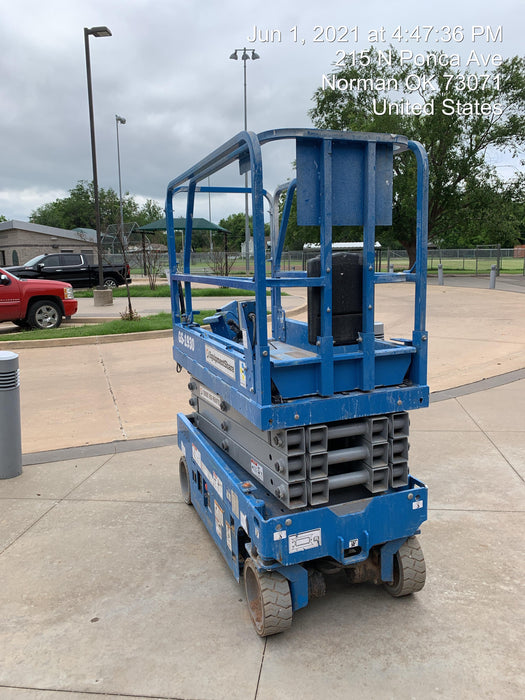 2019 Genie GS-1930 Fixed rails with chain Entry