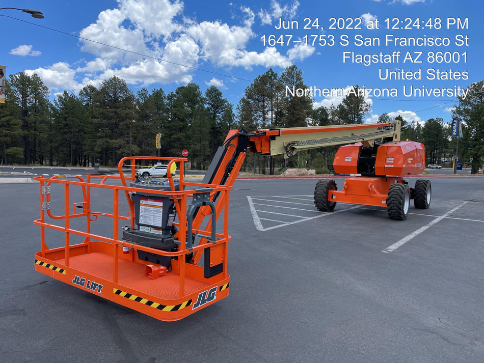 2022 JLG 860SJ
