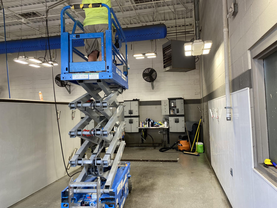 2020 Genie GS-1930 Solid Non Marking Tires, Beacon, Folding rails with half height swing gate