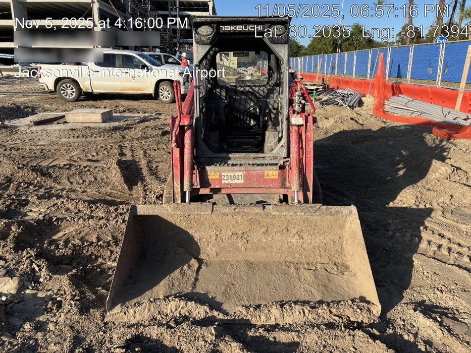 2022 TAKEUCHI TL6R