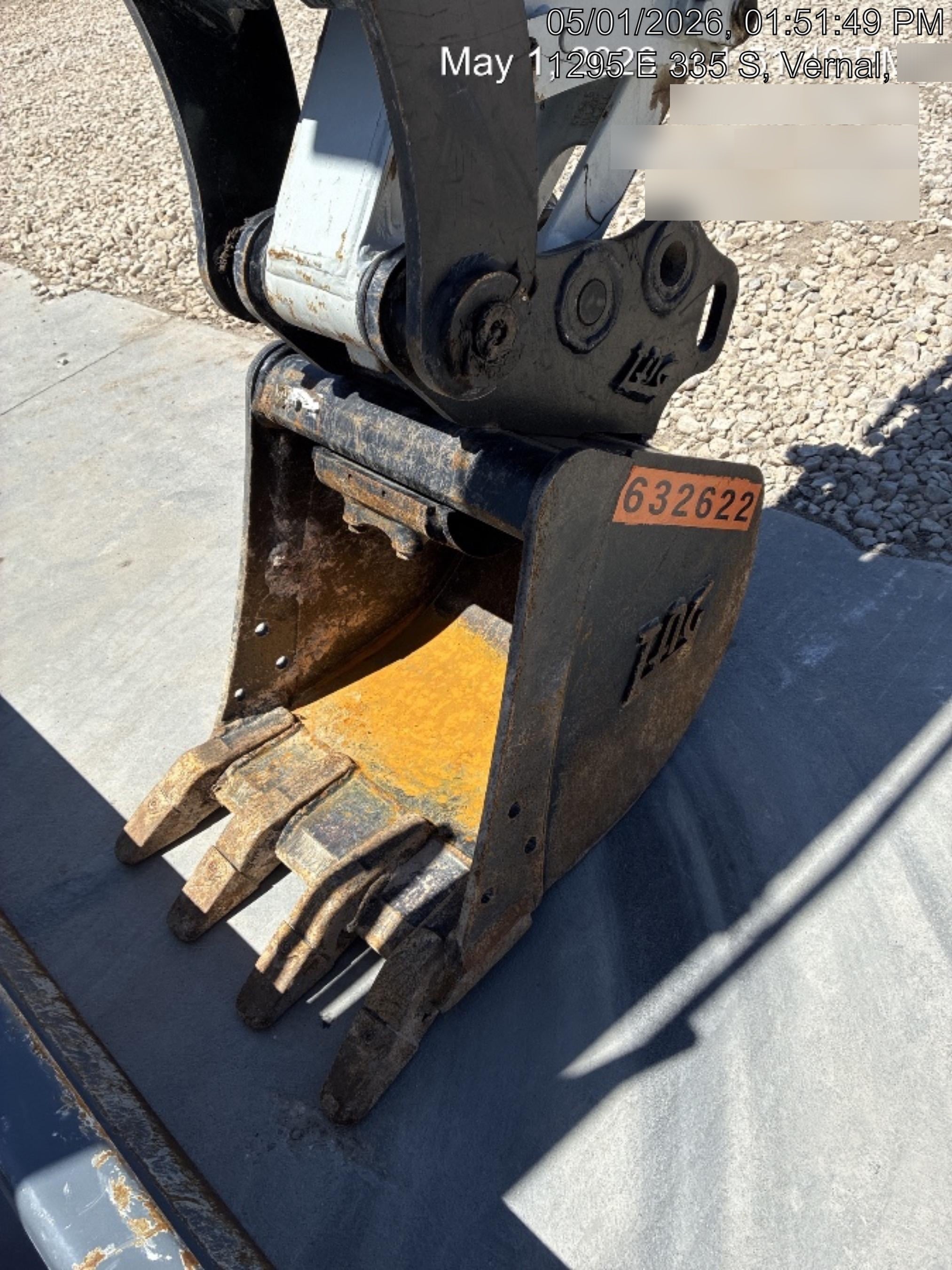 2025 TAKEUCHI 18" HD Bucket - Takeuchi
