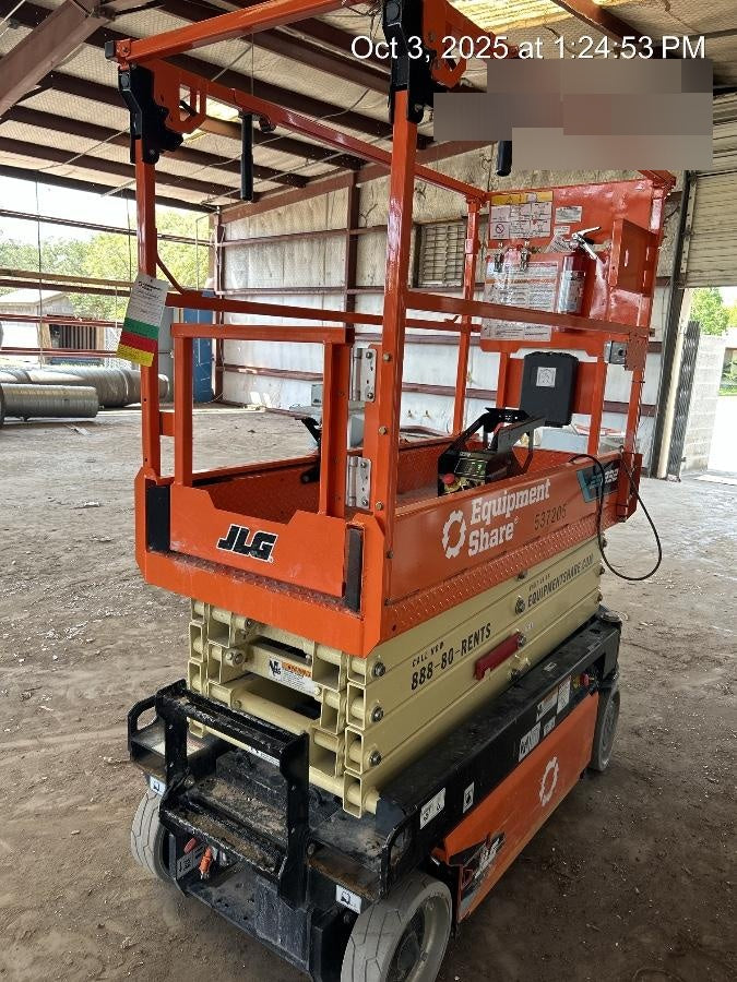 2025 JLG ES1932