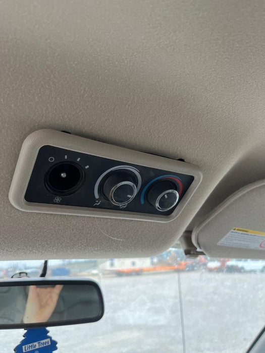 2023 CHEVROLET Express Van - Rental