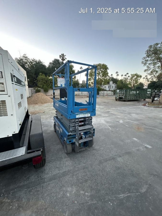 2020 Genie GS-1930 Solid Non Marking Tires, Beacon, Folding rails with half height swing gate, 800W Inverter