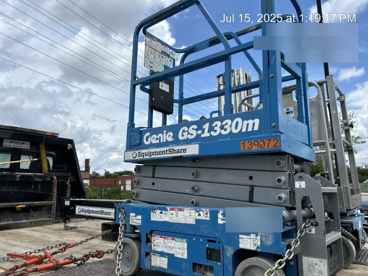 2021 GENIE GS-1330m