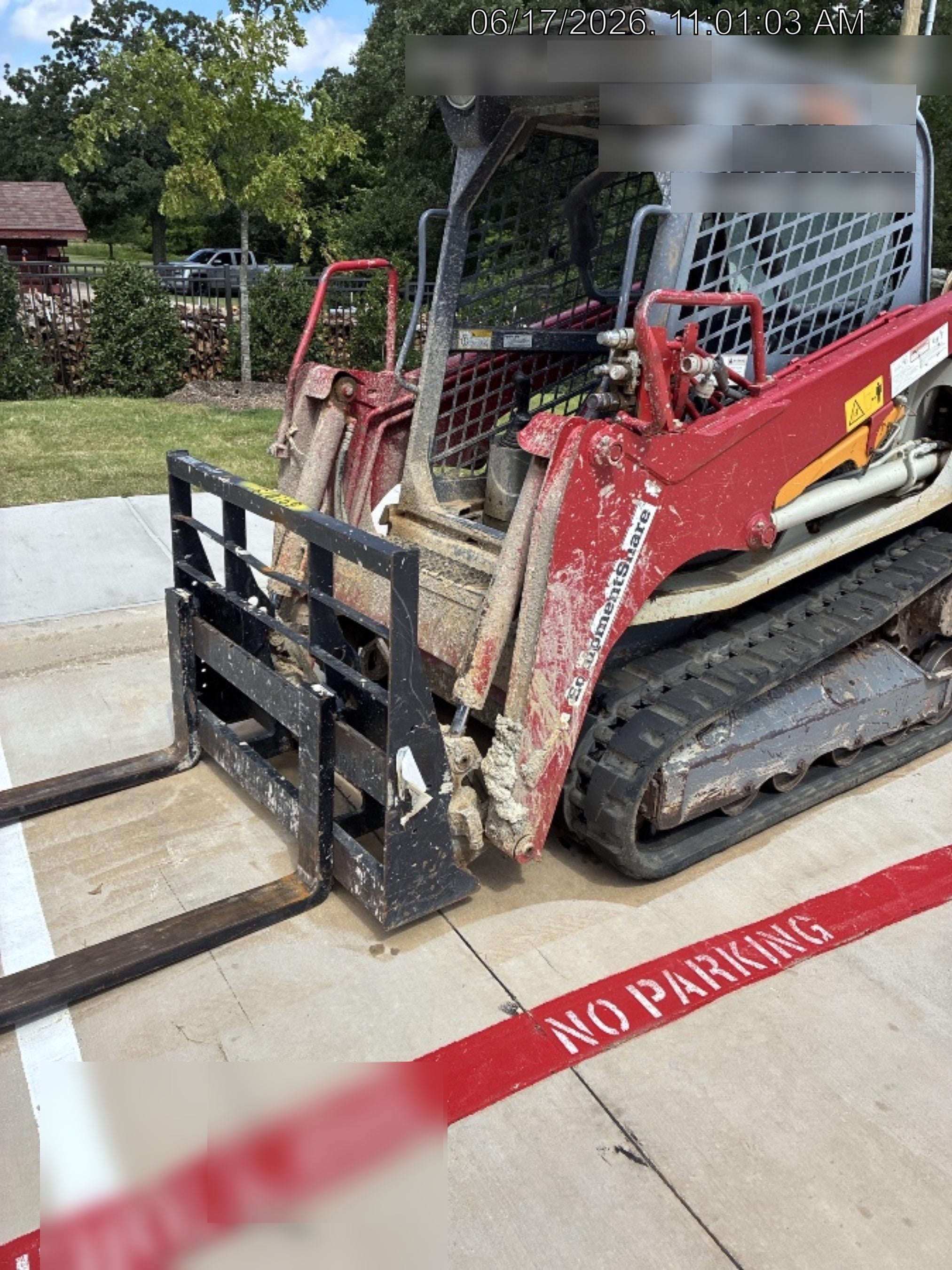 2025 ARROW MATERIAL HANDLING 48" Pallet Forks - Arrow