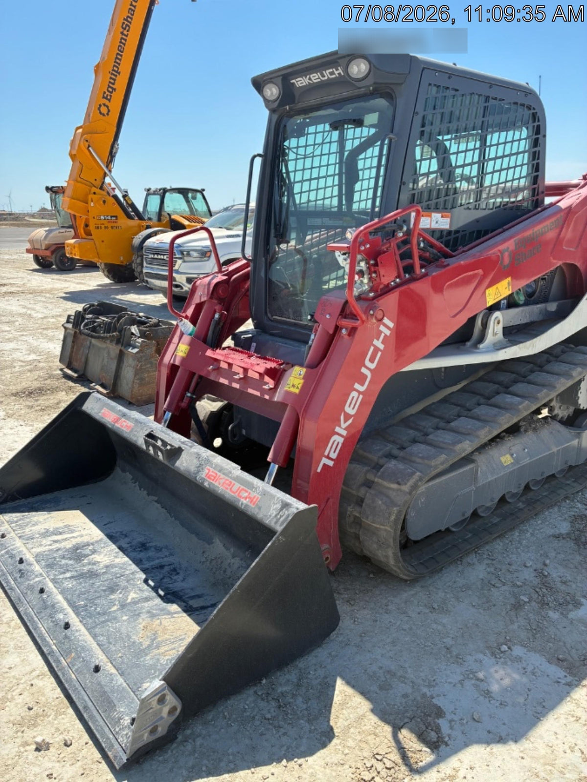 2026 TAKEUCHI TL12V2-CR