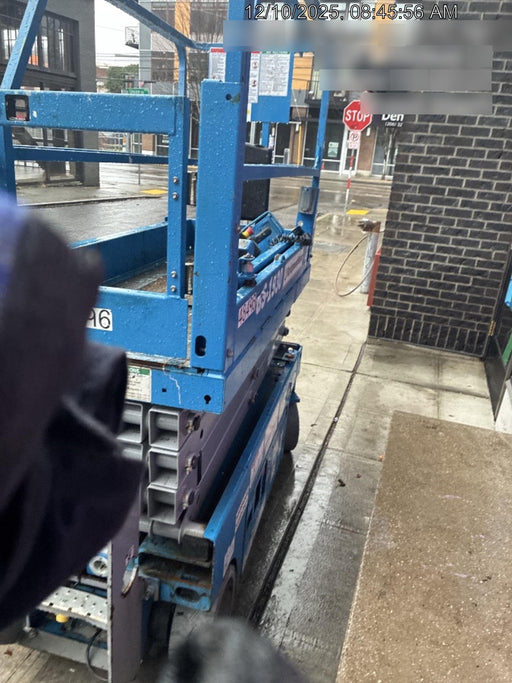 2019 Genie GS-1930 Half Height Swing Gate, 800W Inverter