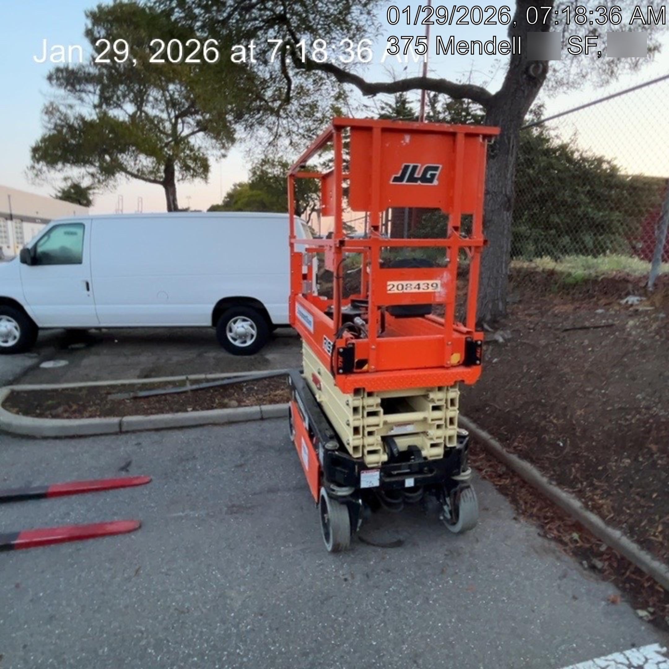 2022 JLG R1932
