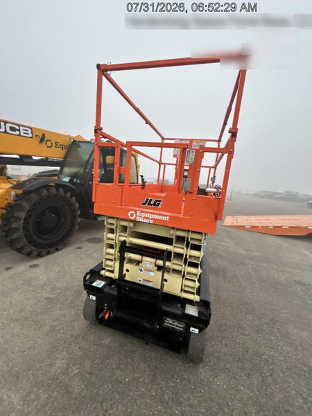 2025 JLG ES3246