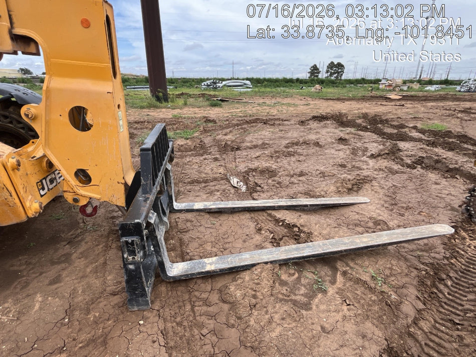 2019 JCB 512-56 Enclosed Cab, 74 HP, Solid Tires, Worklights, Beacon, Aux Hydraulics, Lifting Eye 60" Carriage/60" Forks