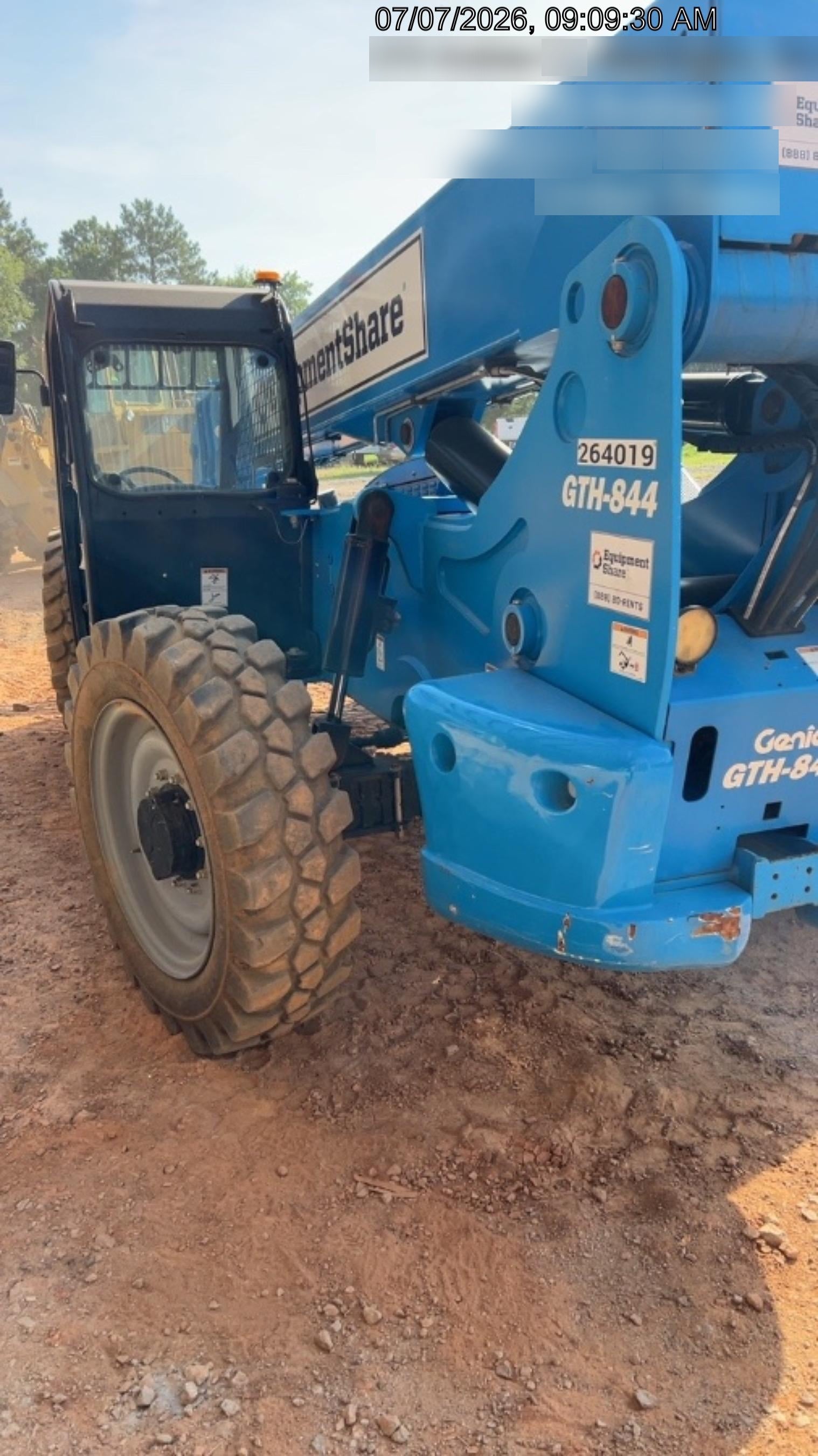 2022 GENIE GTH-844