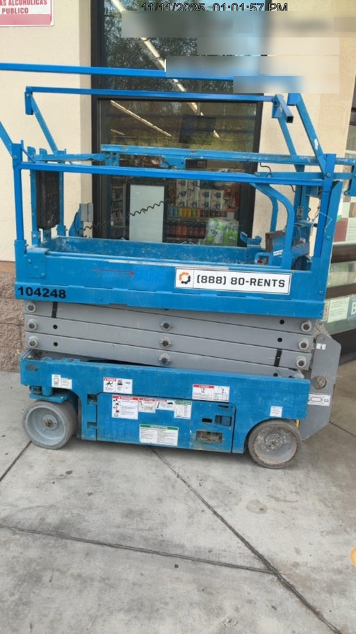 2020 Genie GS-1930 Solid Non Marking Tires, Beacon, Folding rails with half height swing gate, 800W Inverter