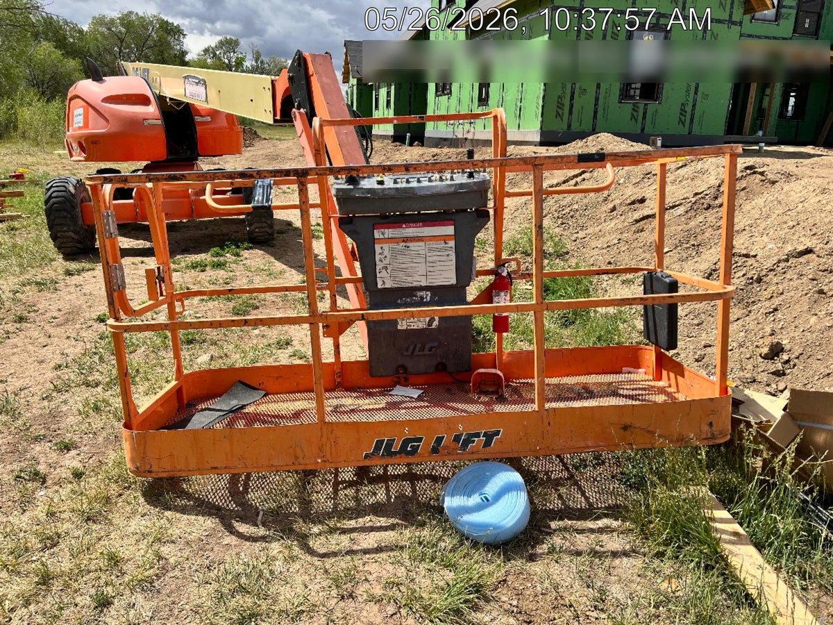 2019 JLG 460SJ Pneumatic Tires