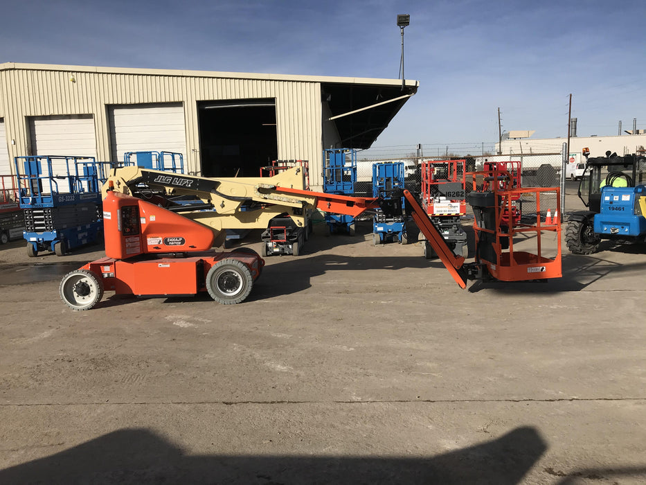 2019 JLG E400AJPN