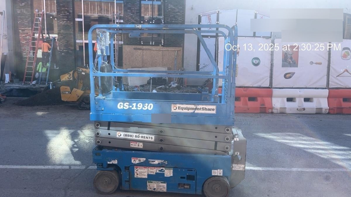 2020 Genie GS-1930 Fixed rails with chain entry gate - Pre A92.20
