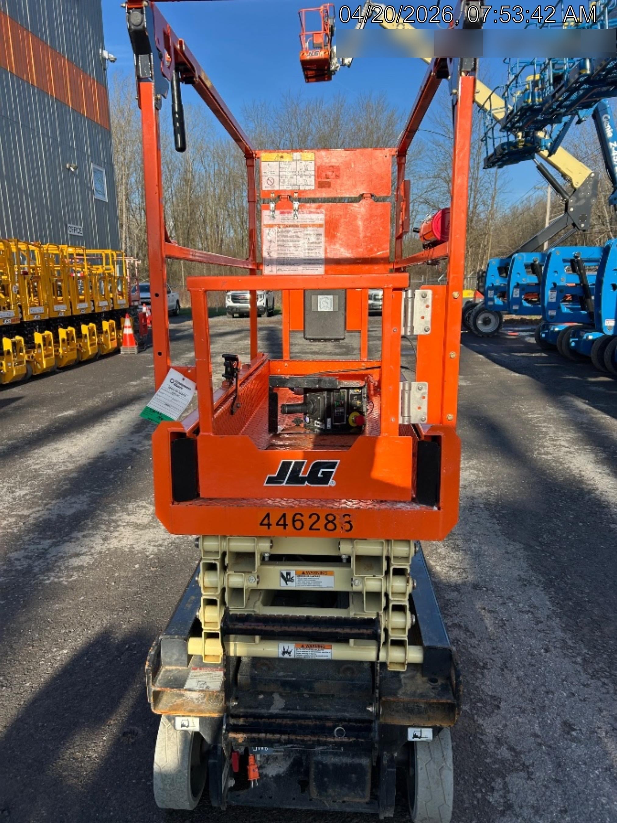 2024 JLG ES1932