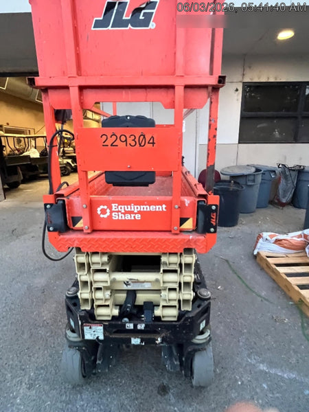 2022 JLG ES1932