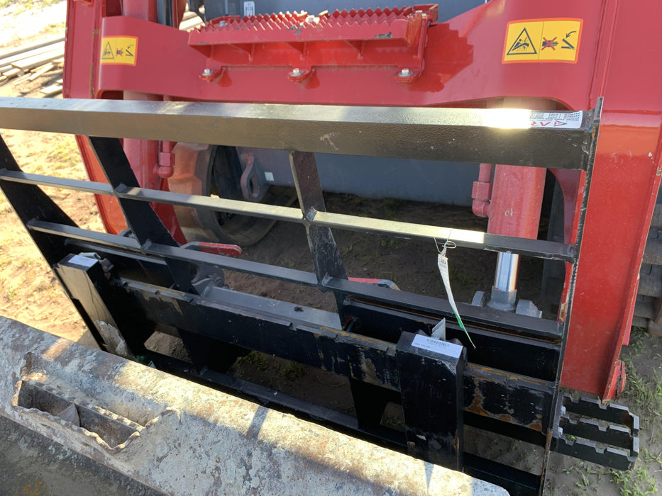 2022 ARROW MATERIAL HANDLING 48" Pallet Forks - Arrow