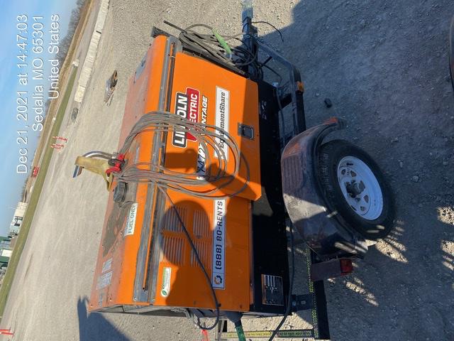2021 Lincoln Electric Vantage 322 Vantage 322 Ready Pak 3 w/ Decals, ORANGE (includes trailer, cable rack, fender light kit) NO Telematics