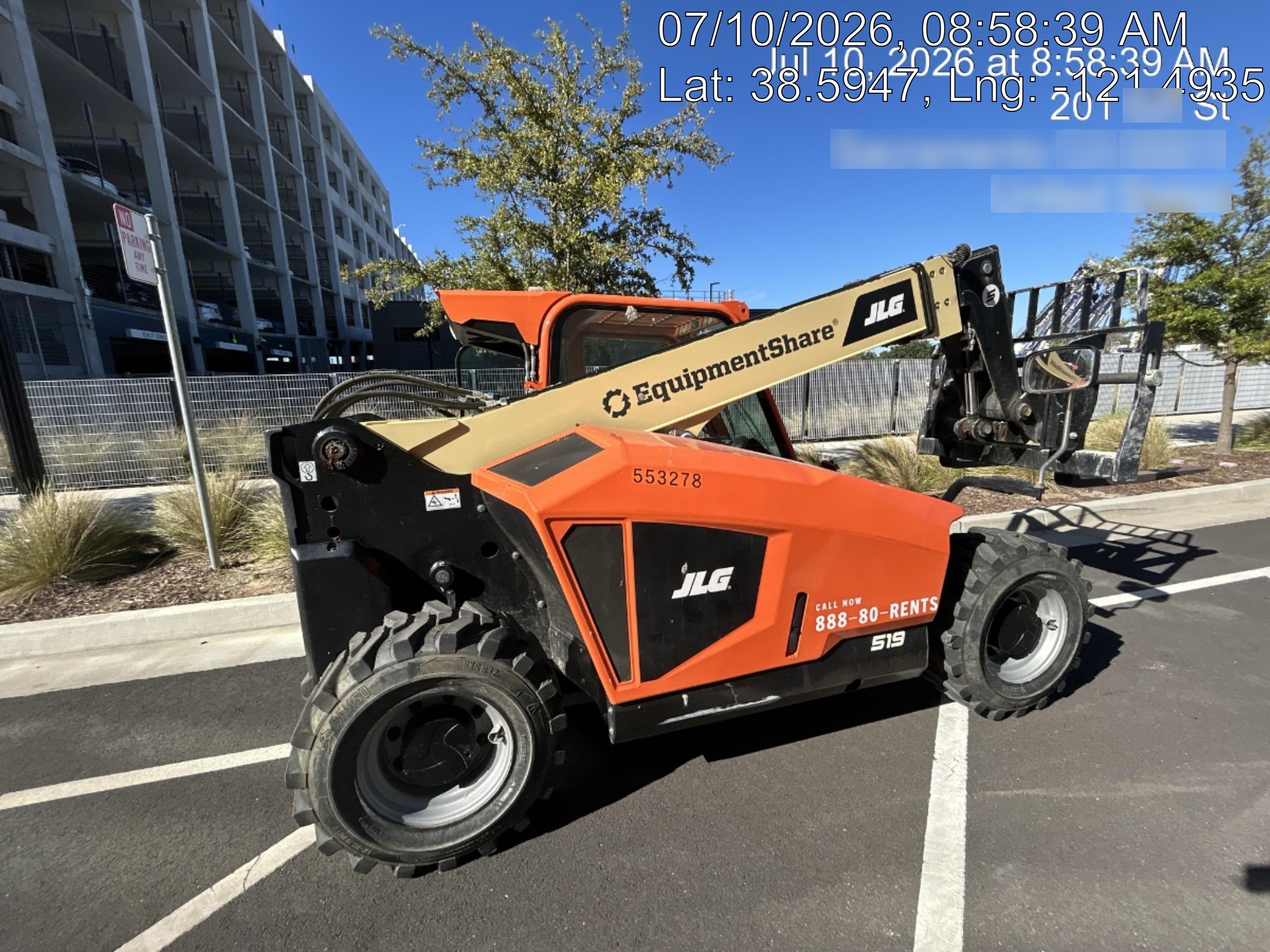 2025 JLG 519