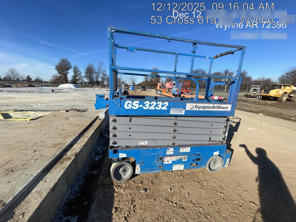 2019 Genie GS-3232 Standard Options