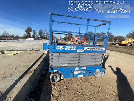 2019 Genie GS-3232 Standard Options