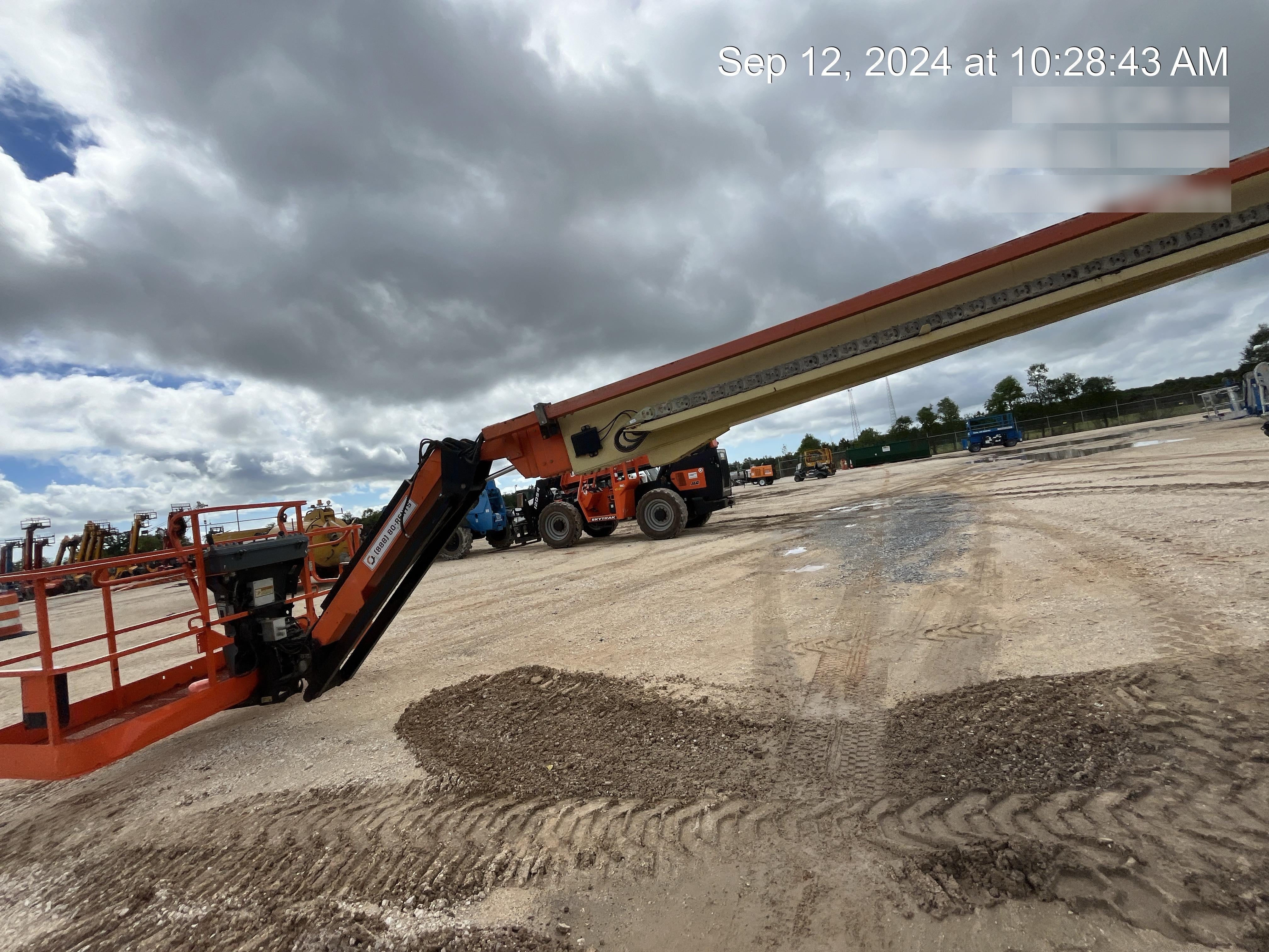 2019 JLG 860SJ