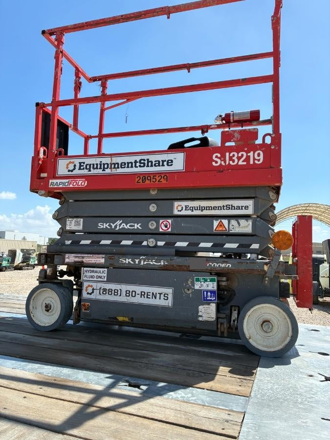 2022 SKYJACK SJ3219