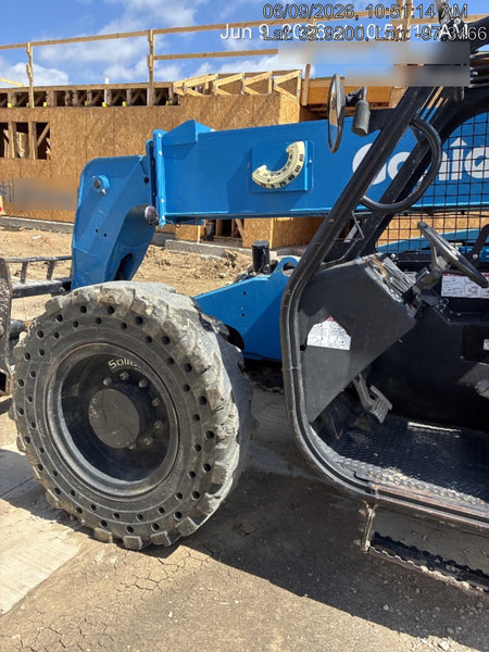 2018 Genie GTH-844 Genie GTH-844D w/Open ROPS, FF Tires, Work Light/Beacon, 60" Carriage and Forks