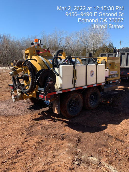2021 Vac-Tron LP573XDT T4 Koehler Diesel Engine, 500 Gallon Debris Tank, x2 100 Gallon Water Tanks