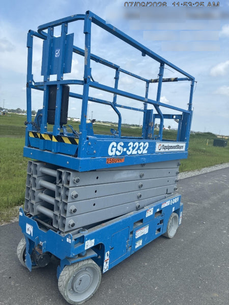 2022 GENIE GS-3232