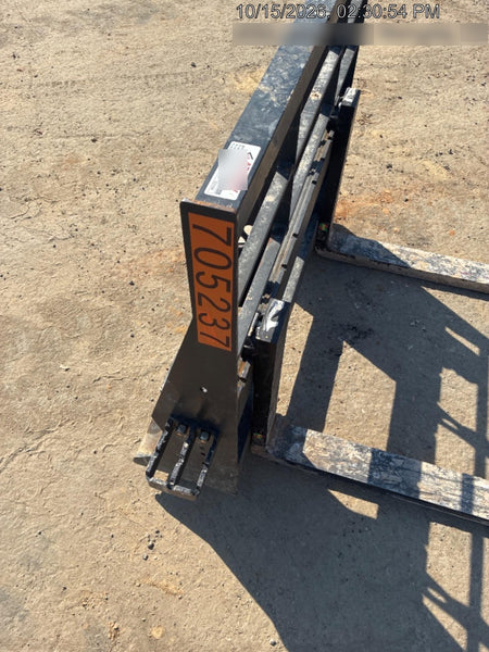 2026 ARROW MATERIAL HANDLING 72" Pallet Forks - Arrow