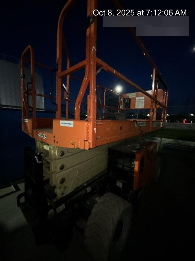 2022 JLG ERT4069
