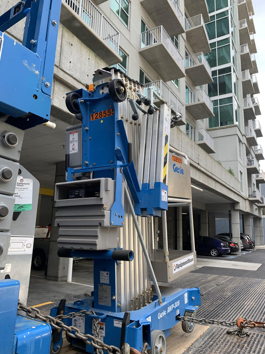 2021 GENIE AWP-30S DC