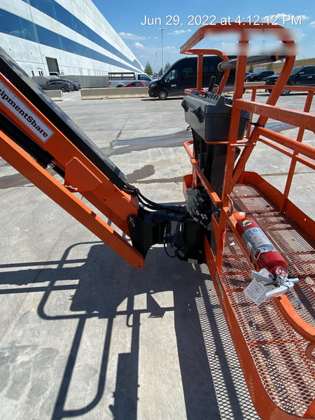 2019 JLG 600AJ